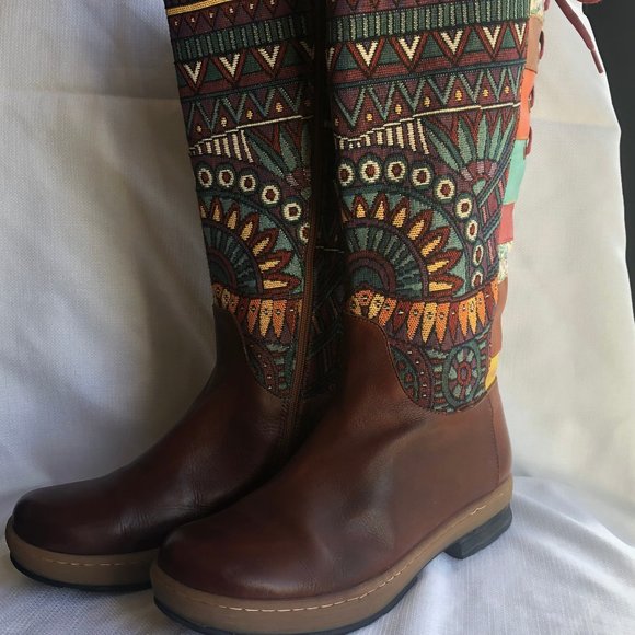 Custom Womens Size 9 Leather Boots - Picture 2 of 4